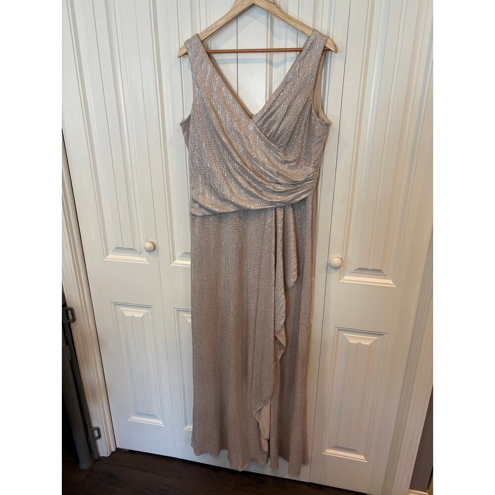 Oleg Cassini Gold Metallic Formal Maxi Dress Size 14